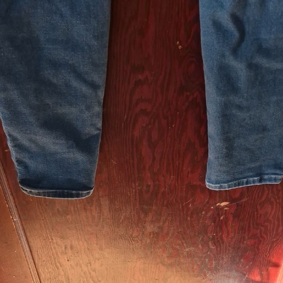 Nicole Miller Women's High Rise Jeans in Deep Blue - Picture 6 of 8